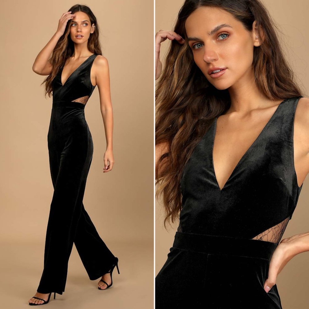 NWT | Lulus | Luxurious Ease Black Velvet Straight Leg Jumpsuit | Sz M